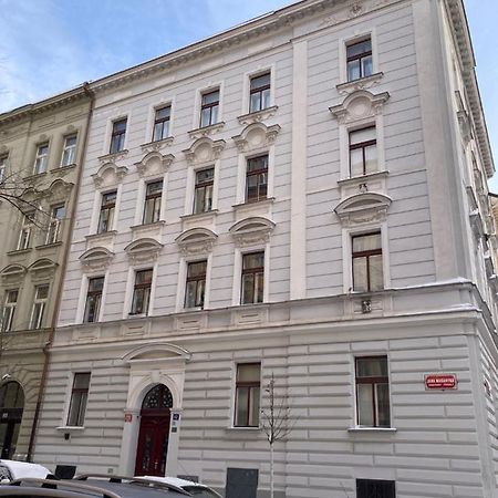 Apartment Jana Masaryka Prague Exterior photo